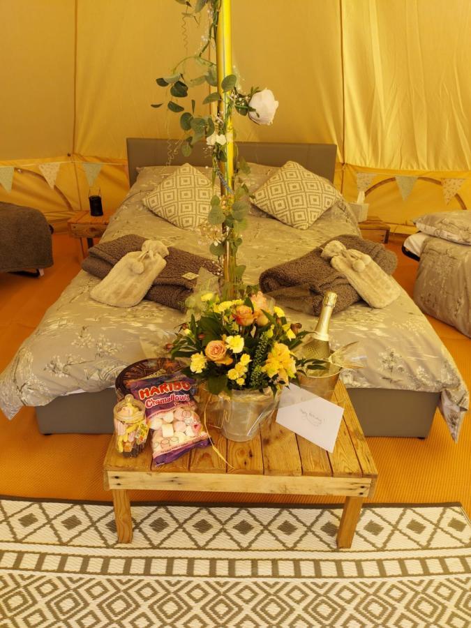 Hopgarden Glamping - Luxury 6M Bell Tent Wadhurst Esterno foto